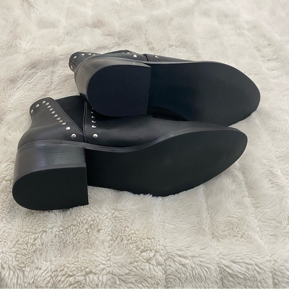 Steve Madden Cade Black Leather Ankle Boots Booties with Silver Studs Size 8.5 - Picture 11 of 15